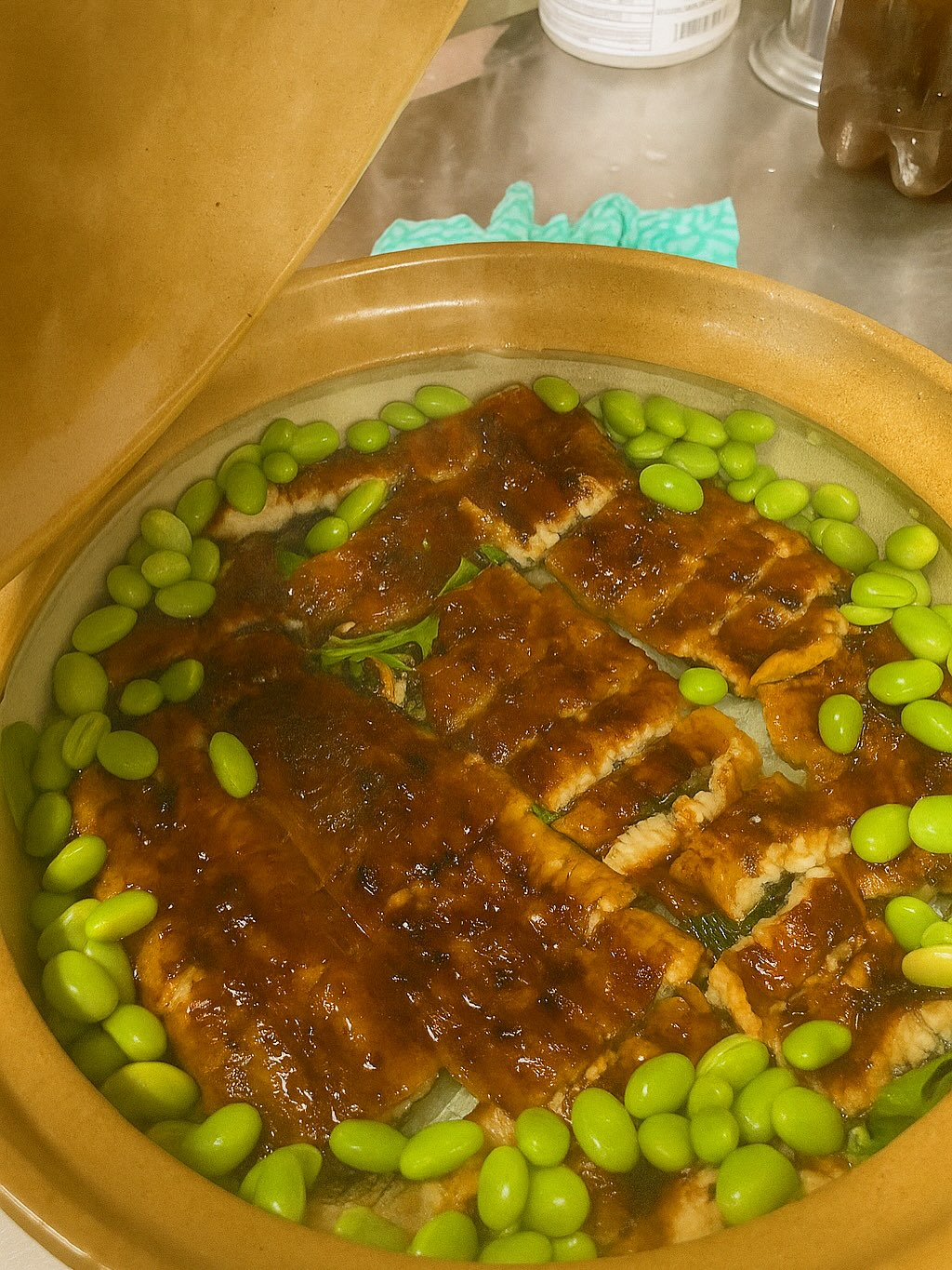 【おはしどころ菜でしこ】
〜焼きたてうなぎの土鍋炊きごはん
⁡
⁡
⸻
⁡
湯気までごちそう。
ふっくらごはんに香ばしいうなぎ、そして彩りの枝豆。
土鍋のふたを開けた瞬間、幸せが広がります。
⁡
⁡
⁡
⁡
写真1枚目とコメントは
チャットGPTで作りました️
⁡
⁡
〜パート・アルバイト募集中️〜
⁡
一緒にお店を
盛り上げていただける方を
募集中です️
⁡
⁡
・時給1080円
⁡
・募集人数＝1人(ホールスタッフ)
⁡
・18:00〜23:00(変動あり)
　
・おいしいまかない付き
　(持ち帰りでも大丈夫です)
⁡
落ち着いた雰囲気のお店で
お客様も良い方ばかりです
⁡
⁡
今勤めてもらっているアルバイトさんも
優しい性格の人達なので
働きやすいと思いますよ
⁡
超超人気店にする為、
チカラを貸してください🤲🤲
⁡
〜お問い合わせ〜
⁡
お店　0495-23-3058
携帯　080-3455-4951
インスタDMでも大丈夫です‍♂️
⁡
⁡
【埼玉県本庄駅徒歩30秒】
【月曜定休】
【駐車場️3台有り】
【インスタのメッセージお問合せ】
【詳しくはプロフールまで】
⁡
※インボイス対応しております
⁡
⁡
