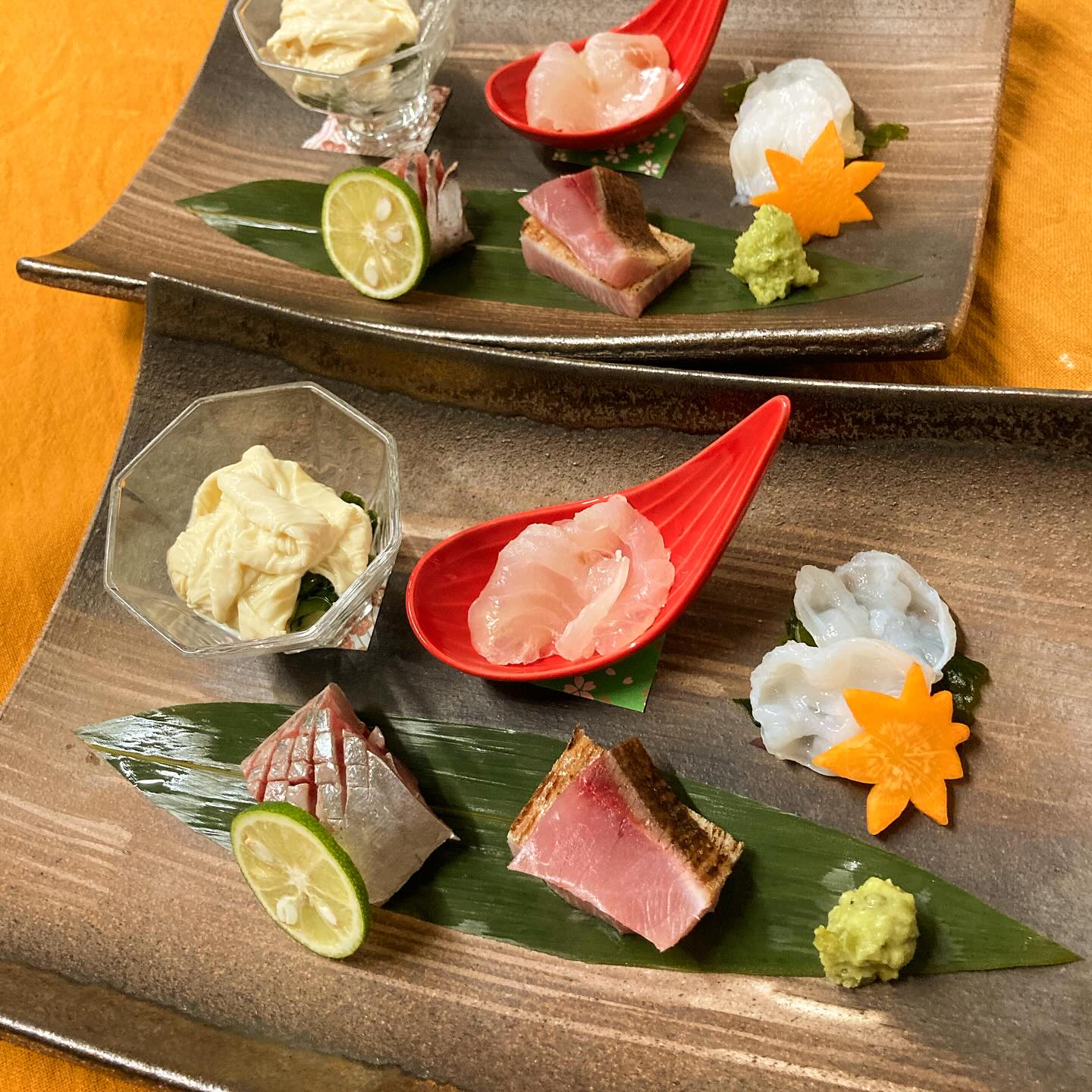 【おはしどころ菜でしこ】
〜お刺身5種盛り〜
・生ゆば
・たい昆布〆
・北海道たこ
・真あじ
・ぶり炙り
お刺身は
ただ切って盛り付けるのではなく、
それぞれのお魚の良さを
引き出すのを心がけて
調理しています
〜パート・アルバイト募集中️〜
一緒にお店を
盛り上げていただける方を
募集中です️
・時給1150円
・募集人数=1人(ホールスタッフ)
・18:00〜23:00(変動あり)
 
・おいしいまかない付き
 (持ち帰りでも大丈夫です)
落ち着いた雰囲気のお店で
お客様も良い方ばかりです
今勤めてもらっているアルバイトさんも
優しい性格の人達なので
働きやすいと思いますよ
超超人気店にする為、
チカラを貸してください🤲🤲
〜〜〜〜
【埼玉県本庄駅徒歩30秒】
【月曜定休】
【駐車場️3台有り】
【インスタのメッセージお問合せ】
【詳しくはプロフールまで】
※インボイス対応しております
