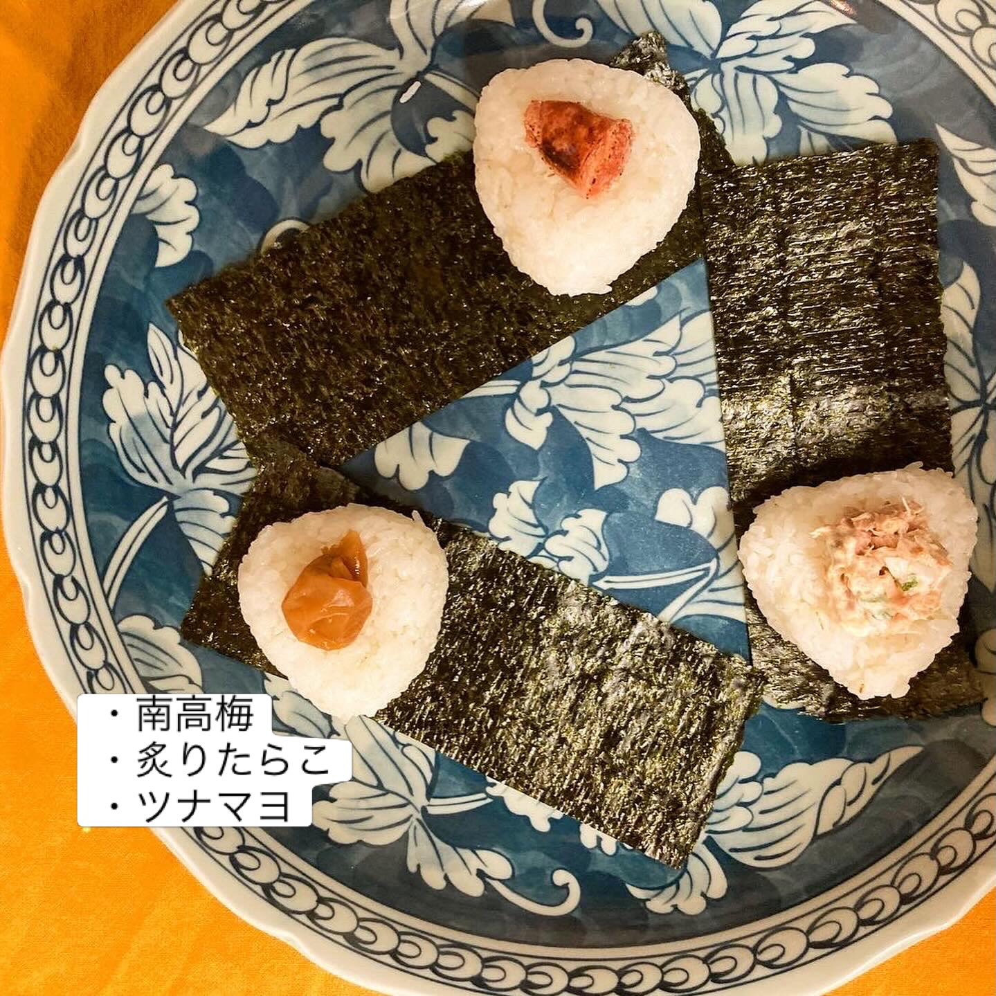 【おはしどころ菜でしこ】
〜ふっくら、ほろり。〜
空気を含ませるように
ふっくらと握ることで、
口の中でほろっとほどけます。
お米も、お塩も、海苔も。
そして、にぎり方も。
シンプルな料理だからこそ、
気持ちを込めて️
━━━━━━━━━━━━━━
本庄駅南口ロータリー内・徒歩30秒
🥢肩肘張らずに楽しめる和食
ご予約はInstagramのDMから承ります
