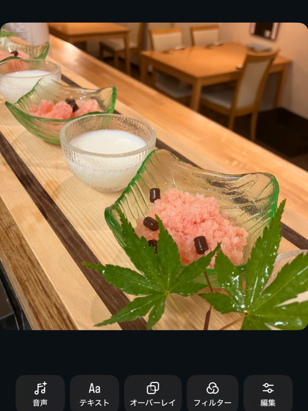 【おはしどころ菜でしこ】
〜夏デザート〜
⁡
⁡
コース料理の最後にお出しした、
スイカ果汁100％のシャーベットと
杏仁豆腐。
⁡
シャーベットには、
種に見立てたチョコレートを添えました。
⁡
それぞれを味わうのはもちろん、
交互に食べると、また違った美味しさを楽しめます。
⁡
最後の一口まで、
季節を感じてもらえたら嬉しいです。
⁡
──────
⁡
本庄駅南口ロータリー内 徒歩30秒
🍽 気軽に楽しむ和食
 ご予約・お問い合わせはDMでも承っております
※DMは苗字だけでも大丈夫です。
⁡